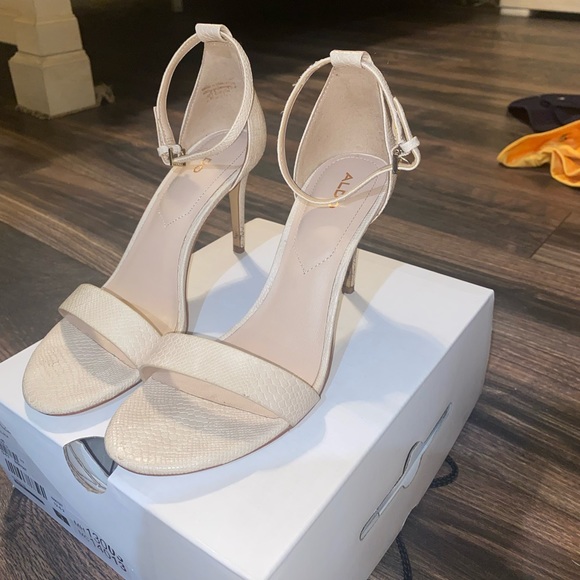 Aldo stilettos size 8 - Picture 5 of 5